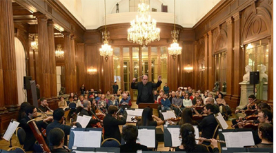 La Orquesta Académica de la UNLa brindará un concierto gratuito en la Facultad de Derecho de la UBA