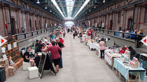 Con más de 60 expositores, se llevó adelante la Expo emprendedores edición navideña de la UNLa