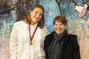 Nuestra Vicerrectora recibió a Emma Knobl, la estudiante campeona panamericana con Las Leonas