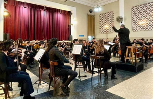 La Orquesta de la UNLa brindará un nuevo concierto gratuito en el Centro Comercial e Industrial de Lanús