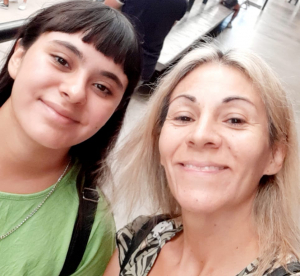 Madre e hija comparten la vida universitaria en la UNLa