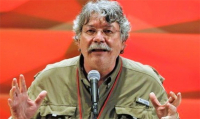 "Por el enga&ntilde;o medi&aacute;tico nos han derrotado m&aacute;s que por la fuerza": Fernando Buen Abad