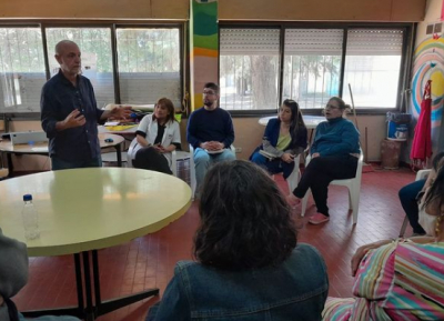 “Conectados y descarrilados”: un podcast hecho por pacientes del Hospital Neuropsiquiátrico Estéves