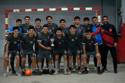 El equipo de Futsal masculino se consagr&oacute; "Campe&oacute;n de campeones"