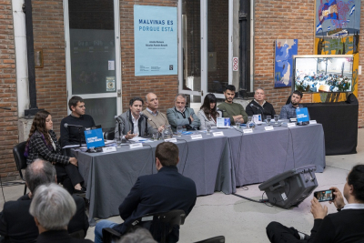 Inauguración de la muestra “Malvinas es porque Está” y presentación del dossier “Causa Magna”