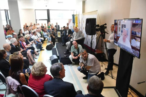 &quot;Los derechos sociales no son gratuitos, la riqueza para sostenerlos está disponible, pero requiere de decisiones políticas adecuadas&quot;, dijo el Papa en la inauguración de una sede del COPAJU