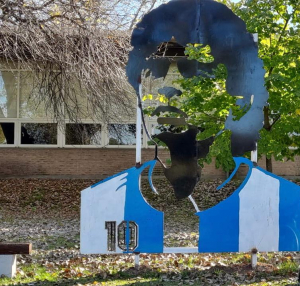 &quot;La Plaza del 10&quot; quedó inaugurada en nuestro campus