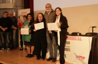 Representantes de ATE recibieron certificados por su participaci&oacute;n en una Diplomatura de Salud del Trabajo