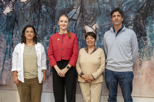 La cónsul irlandesa visitó la UNLa y participó de la proyección del film &quot;Mrs. Robinson&quot;