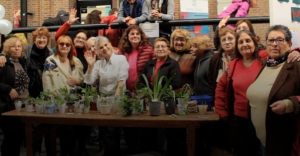 Personas mayores: continúa la inscripción para cursar en la UNLa talleres del programa
