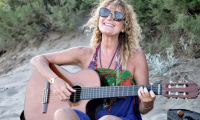 Alejandra Rabinovich: "La canci&oacute;n de autor resiste junto a los pueblos"