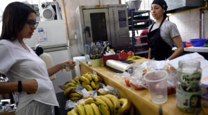 Estudiantes de nutrición se unen contra los alimentos ultraprocesados