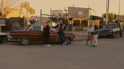 El barrio está prendido
