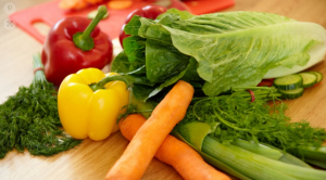 Estudiantes, con bares y kioscos saludables, enfrentan a los alimentos ultraprocesados