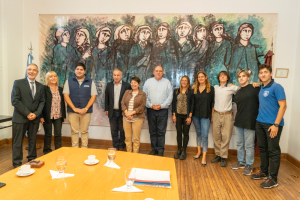 La Fundación Siemens donó notebooks a la UNLa