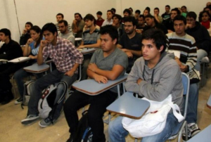 Rectores de universidades nacionales contra el cierre de la carrera de periodismo deportivo en la ex ESMA