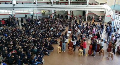Orquesta Escuela: Taller de Bandoneones Pichuco UNLa en Bah&iacute;a Blanca