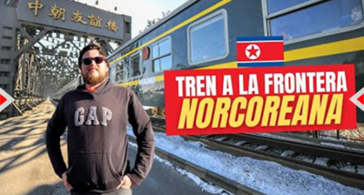 “Un topo por el mundo”: la historia del docente de Economía de la UNLa que se convirtió en un reconocido youtuber de viajes en trenes