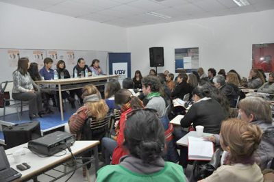 Más de 100 personas participaron del curso de capacitación y actualización en violencia familiar y de género