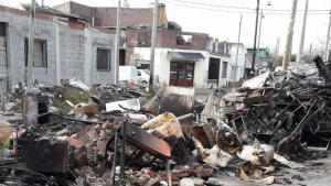 Remedios de Escalada: tras un incendio, reconstruyen el merendero Todo Por Los Chicos