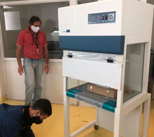 Entrega de Equipamiento al Laboratorio Oscar Varsavsky