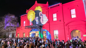 Con más de 500 artistas y 100 actividades gratuitas, arranca la quinta Bienal de Arte Joven