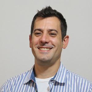 Silvestris, Arístides Julián