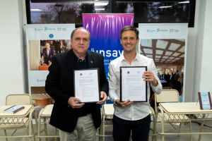 Presentación de &quot;Aguafuertes completas&quot; y firma de convenio con UNSaV