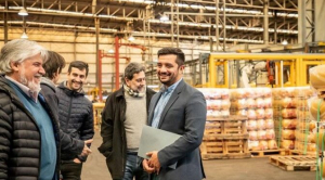 Agustín Balladares visitó empresas del distrito