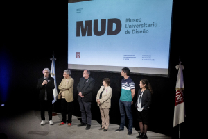 La UNLa inauguró el primer museo universitario de diseño del país