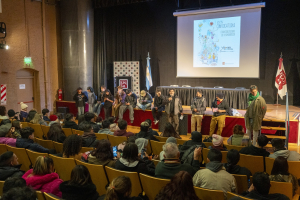 Jóvenes y Memoria: 300 estudiantes participaron del pre-encuentro distrital en la UNLa