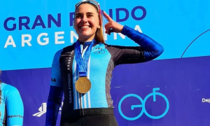 Tras superar un grave accidente, una estudiante de la UNLa ganó la primera edición del Gran Fondo Argentina