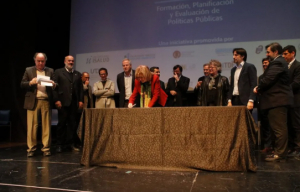 16 universidades crean &quot;usina de ideas&quot; contra monocultivo del pensamiento