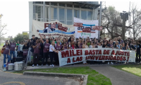 Masiva movilizaci&oacute;n al congreso: la Universidad de Lan&uacute;s marcha a capital y se expres&oacute; contra el veto de Milei