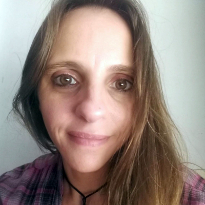 Lutowicz, Analía