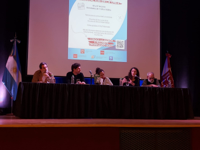 El libro &quot;¿Qué es es la Economía Popular? Experiencias, voces y debates&quot; se presentó en nuestra universidad