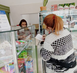 El Voluntariado de la UNLa ayuda a personas de riesgo durante todo el proceso de vacunación